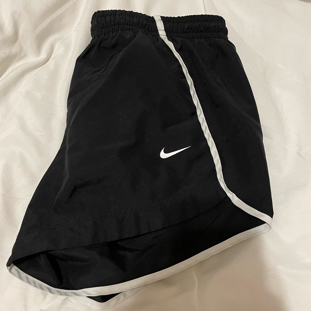 black nike shorts